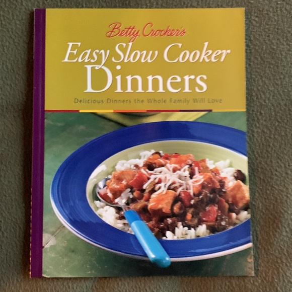 Lot of 3 Slow Cooker cookbooks. Includes Betty Crocker, Better Homes and Gardens - Picture 2 of 10